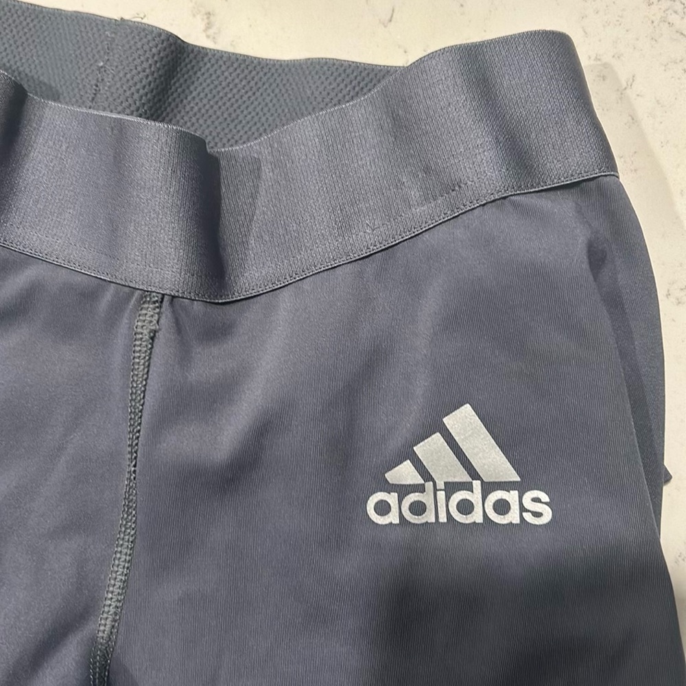 Adidas leggings